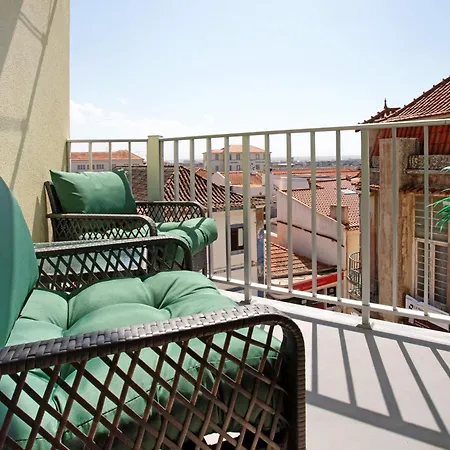 Away From Apartmán Peniche