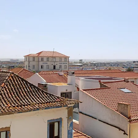 Away From Apartmán *