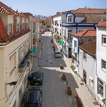 Away From 아파트 *