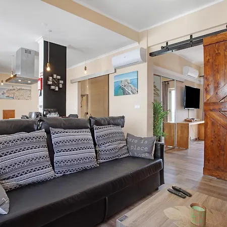 Away From * 페니케